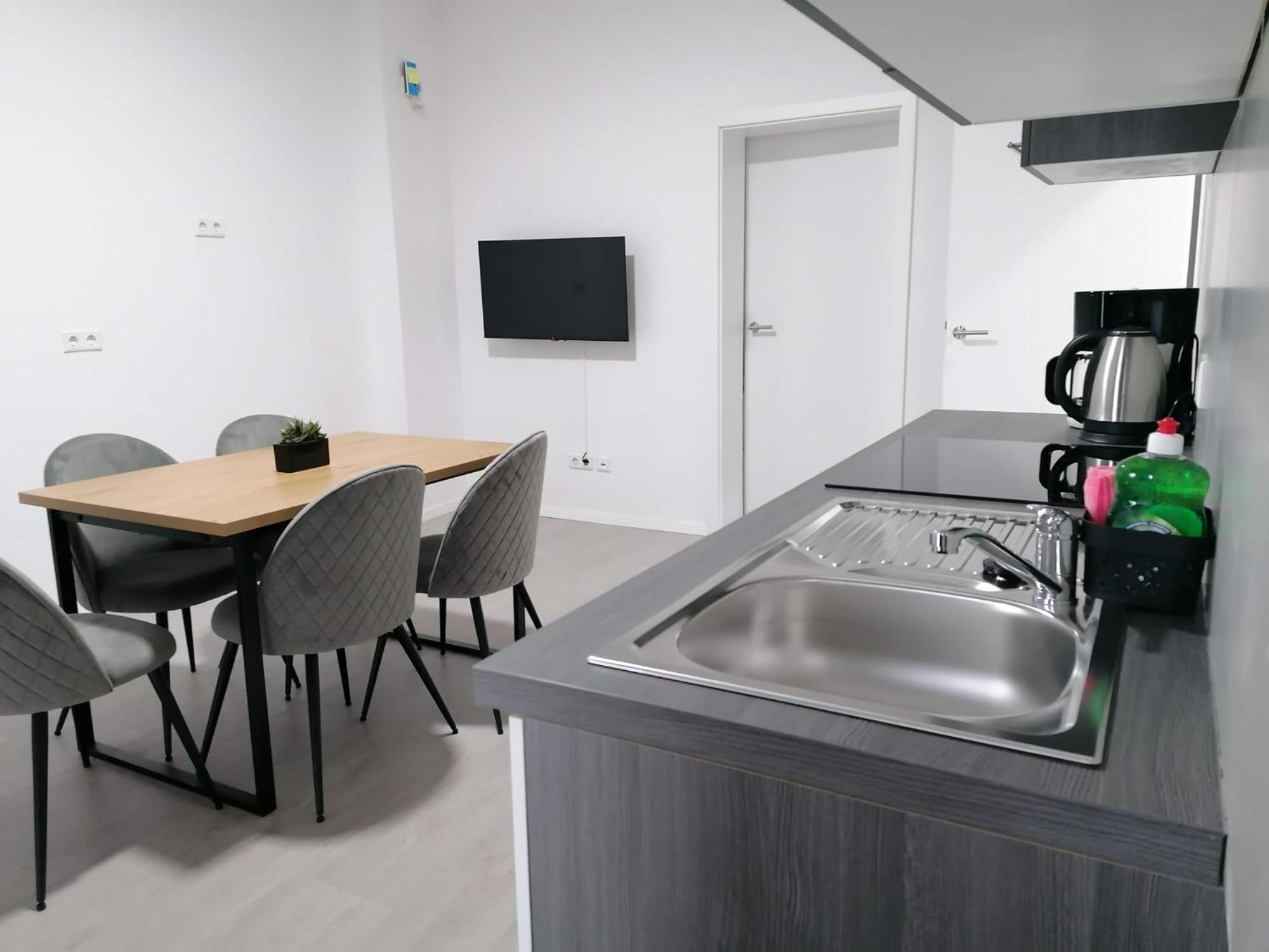 Estrella24 Living Rooms Zermatt 헤르네 외부 사진
